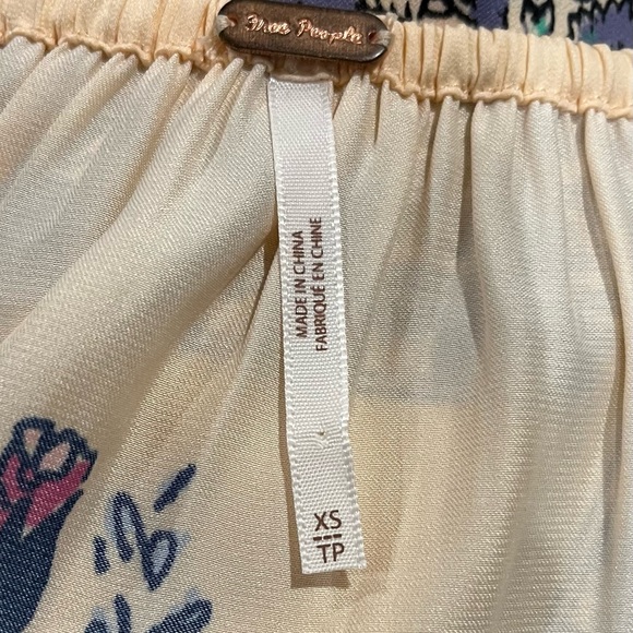 Free people - Picture 4 of 4